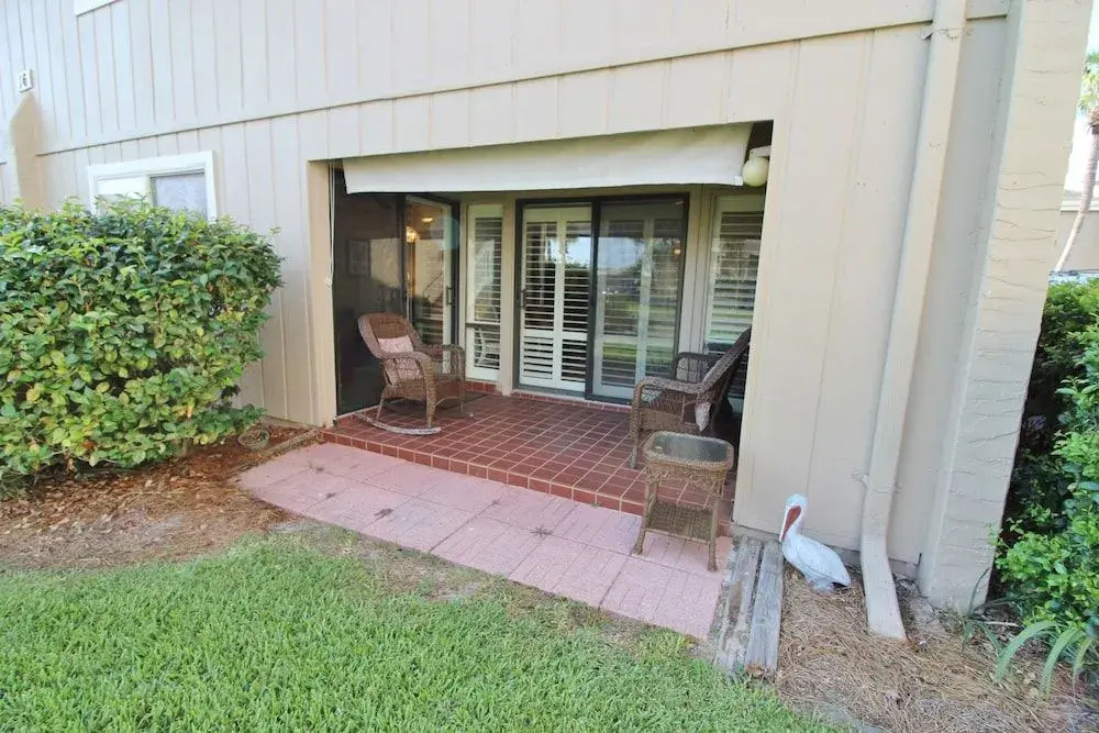 Chateau La Mer 16A 1 Bedroom 1 Bathroom Condo