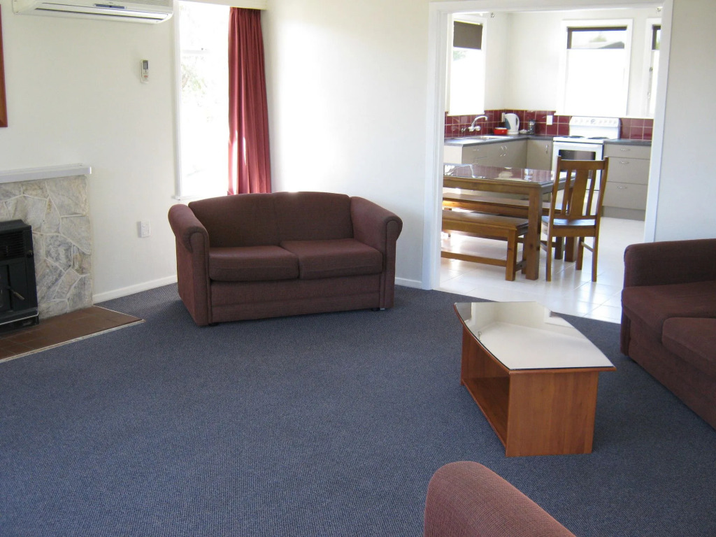 Tāhuna Beach Holiday Park