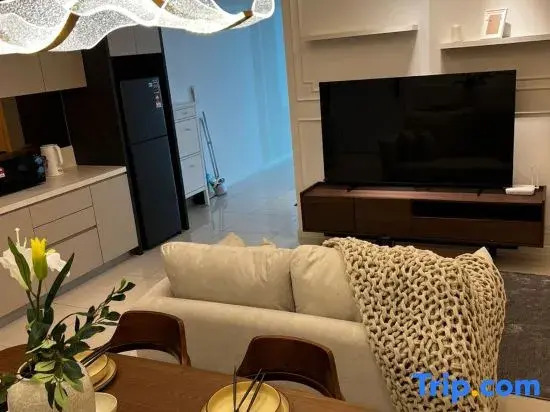 Modern Studio Escape