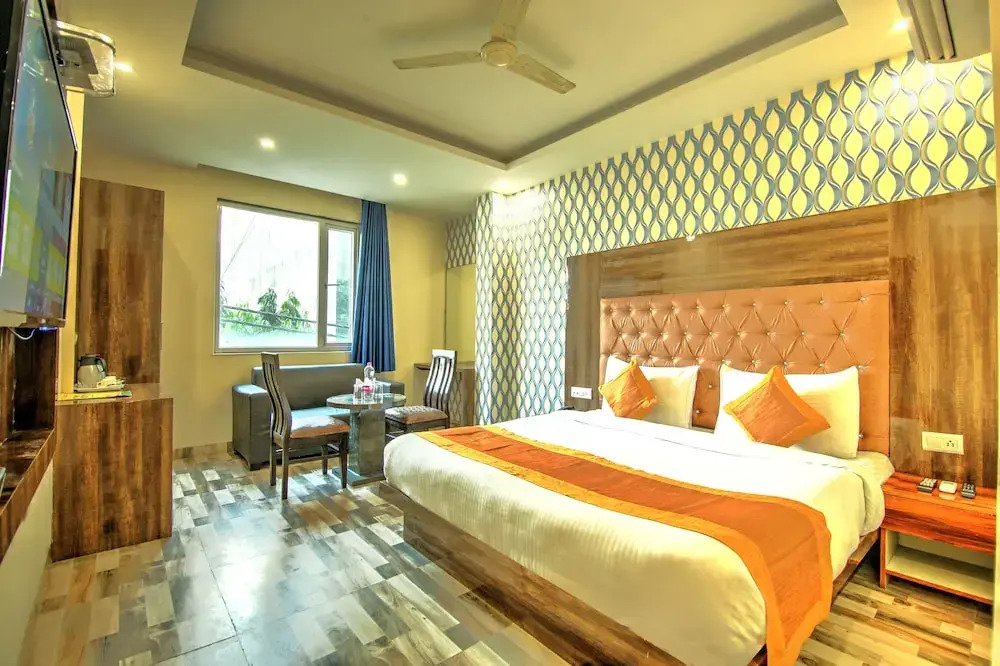 Hotel O Smart City