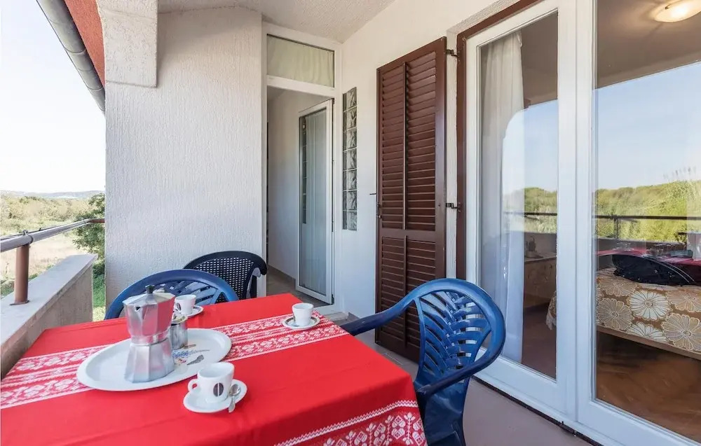 Awesome apartment in Rovinj w/ 3 Bedrooms