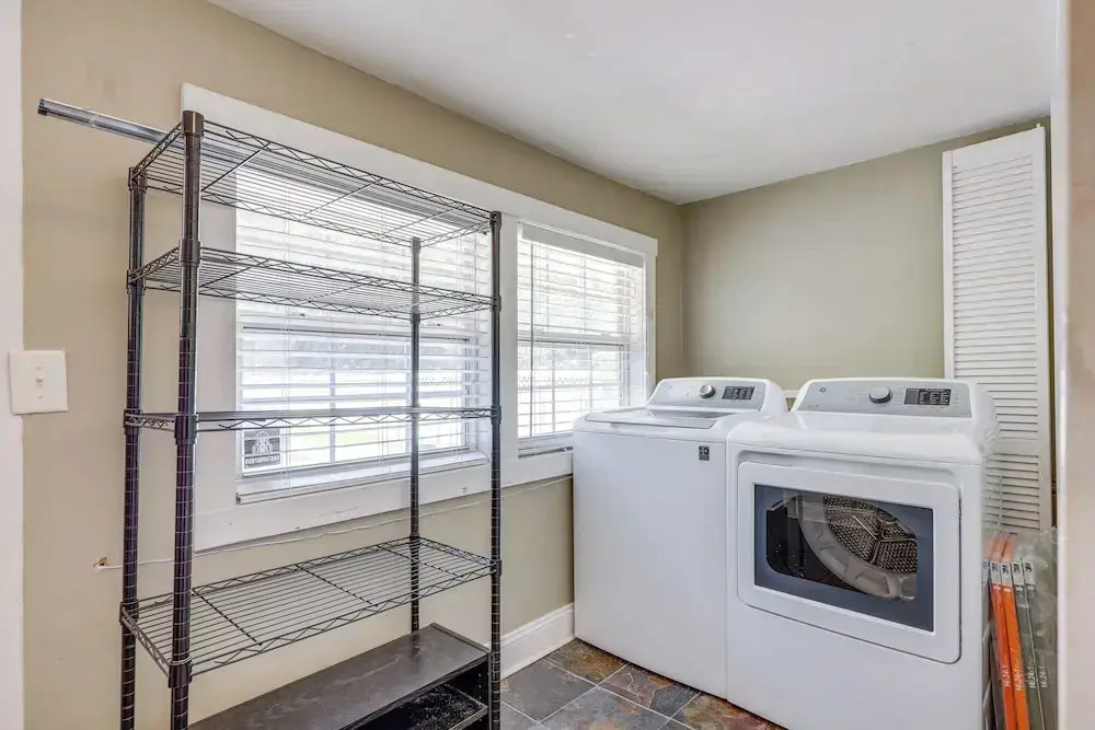Beautiful Jacksonville Home: Walkable Location