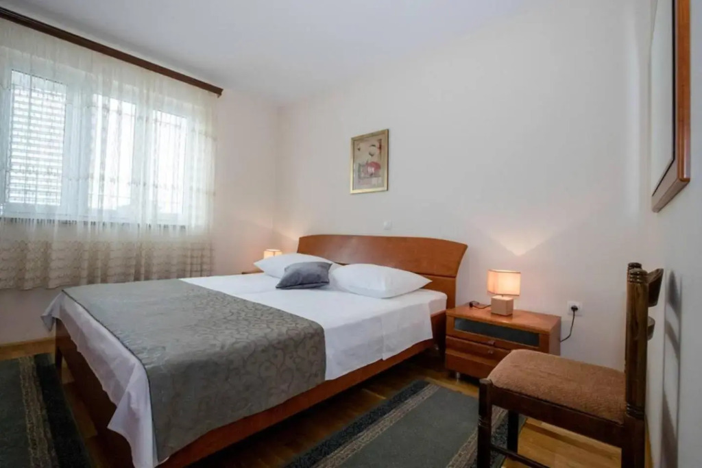 Apartments Dionis