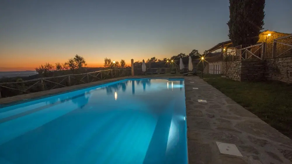 Tenuta Angelici Winery Agriturismo Henni with pool sauna and jacuzzi Cortona