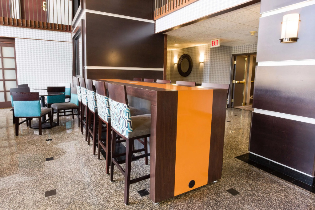 Drury Inn & Suites Greensboro