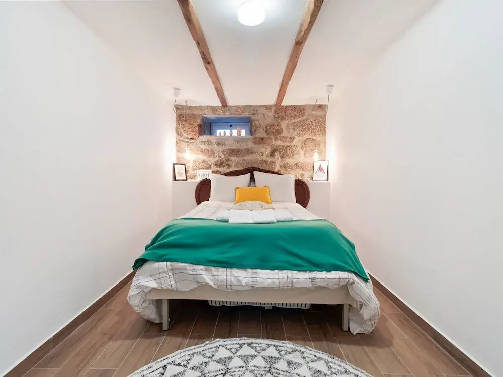 Mansion in Vale Abrigoso - Mezio With Patio