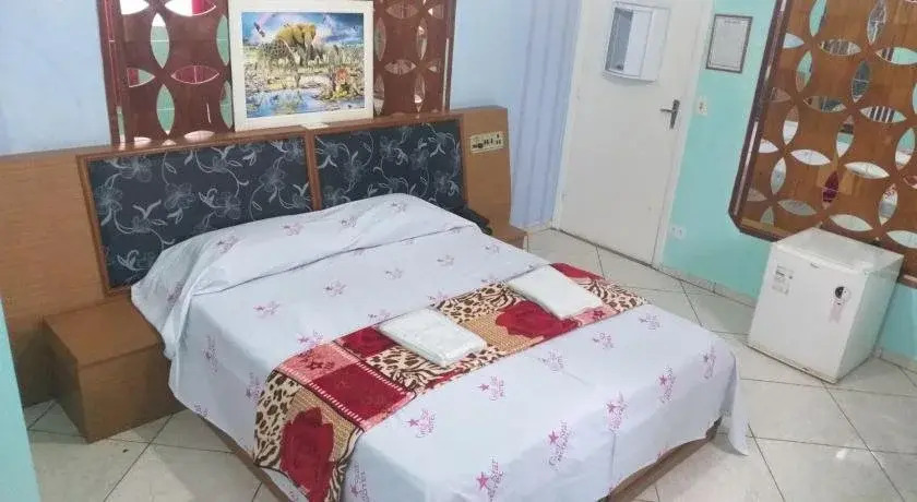 Gold Star Hotel