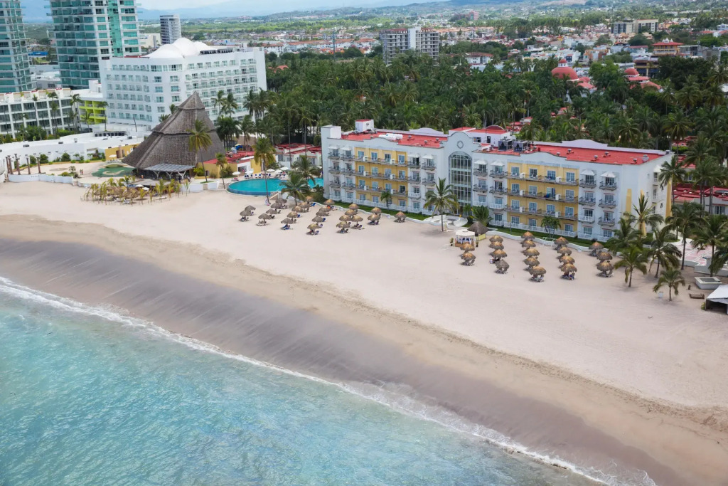 Отель Krystal Puerto Vallarta