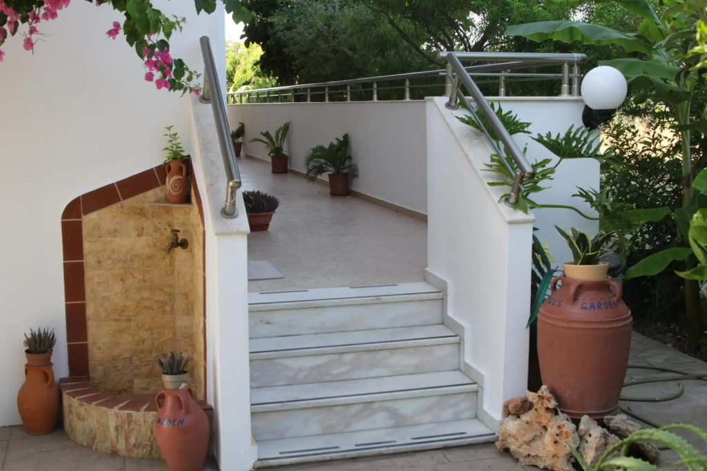 Pauls Garden Studios