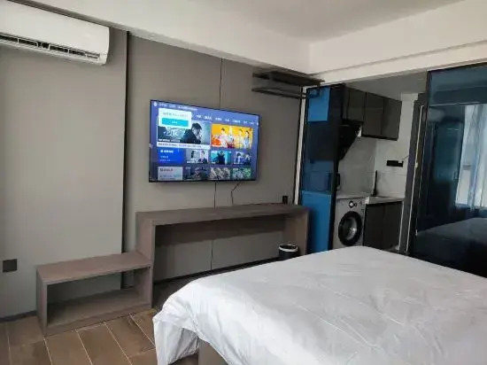 Yunding Smog Hotel (Shenzhen Lushan Scenic Area Liantang Subway Station)