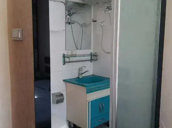 Yichun Prosperity Family Hotel