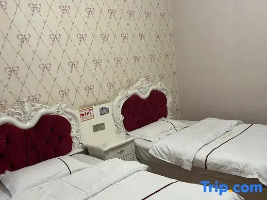 Taoyuan Huayu Hotel (Jianshui Purple Pottery Street Guangci Lake)