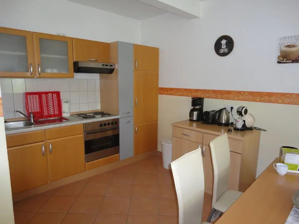 Beautiful Farmhouse Flat With Garden