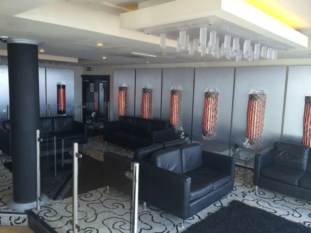 Tiffanys Hotel