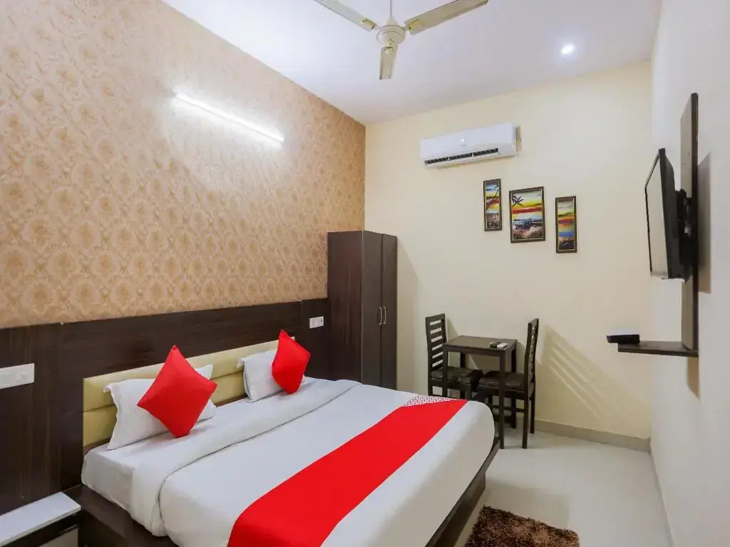 Hotel Moon Valley by OYO Rooms