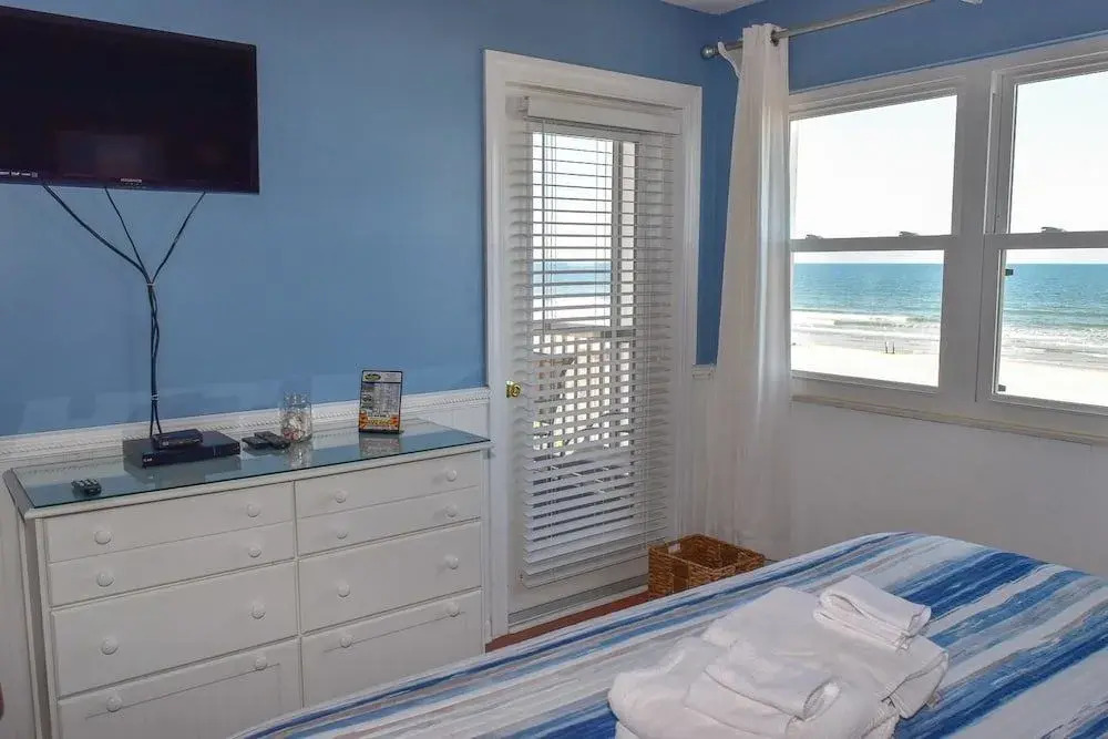 Palmetto Dunes Condominium 205 - 3 Br Condo