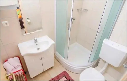 Apartment Varezic