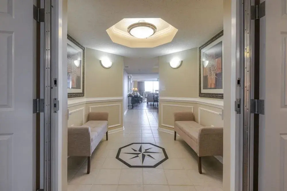Yacht Clubs #1-503 - 3 Br Condo