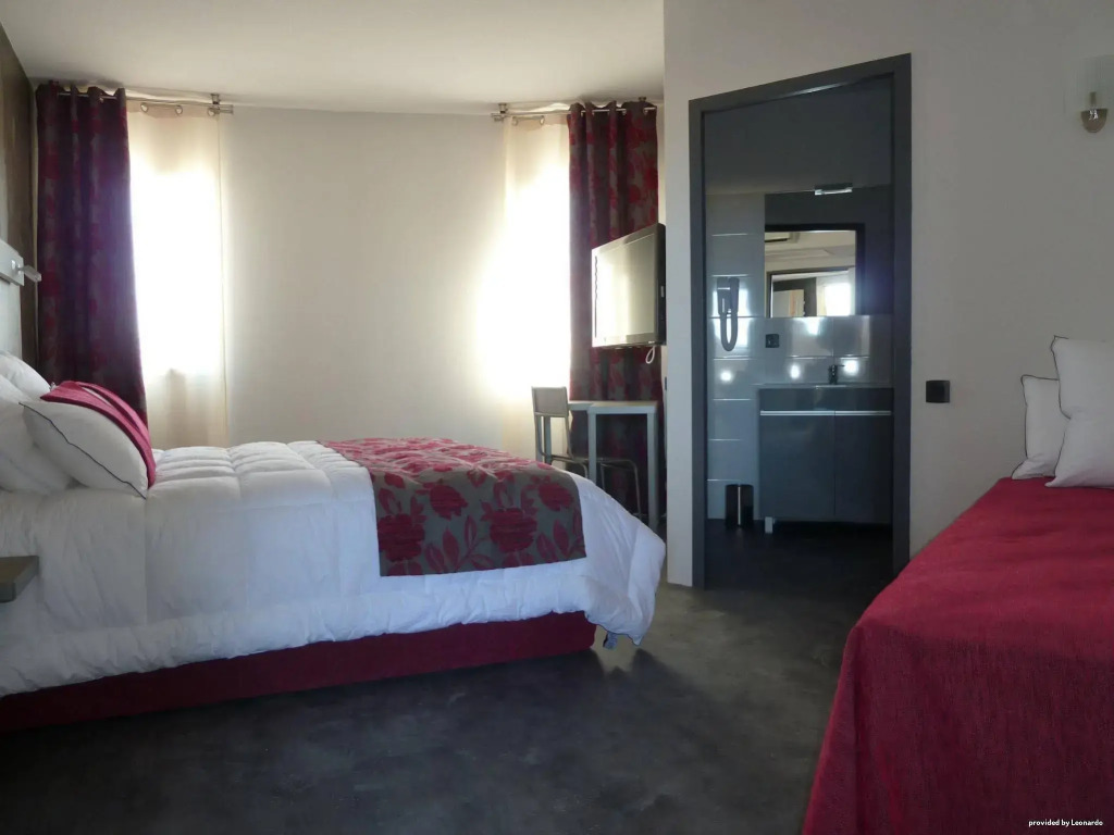 The Originals City, Hôtel Les Dômes, Perpignan Sud Saleilles