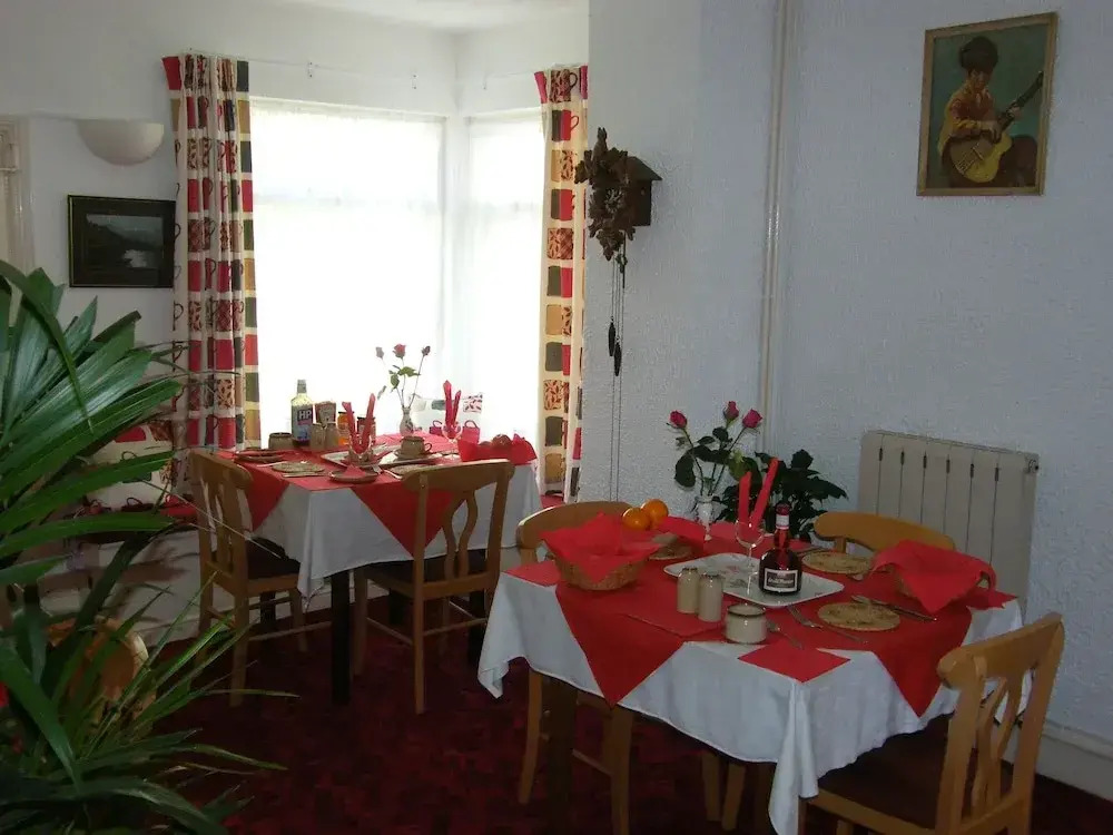 El Tabora Guest House