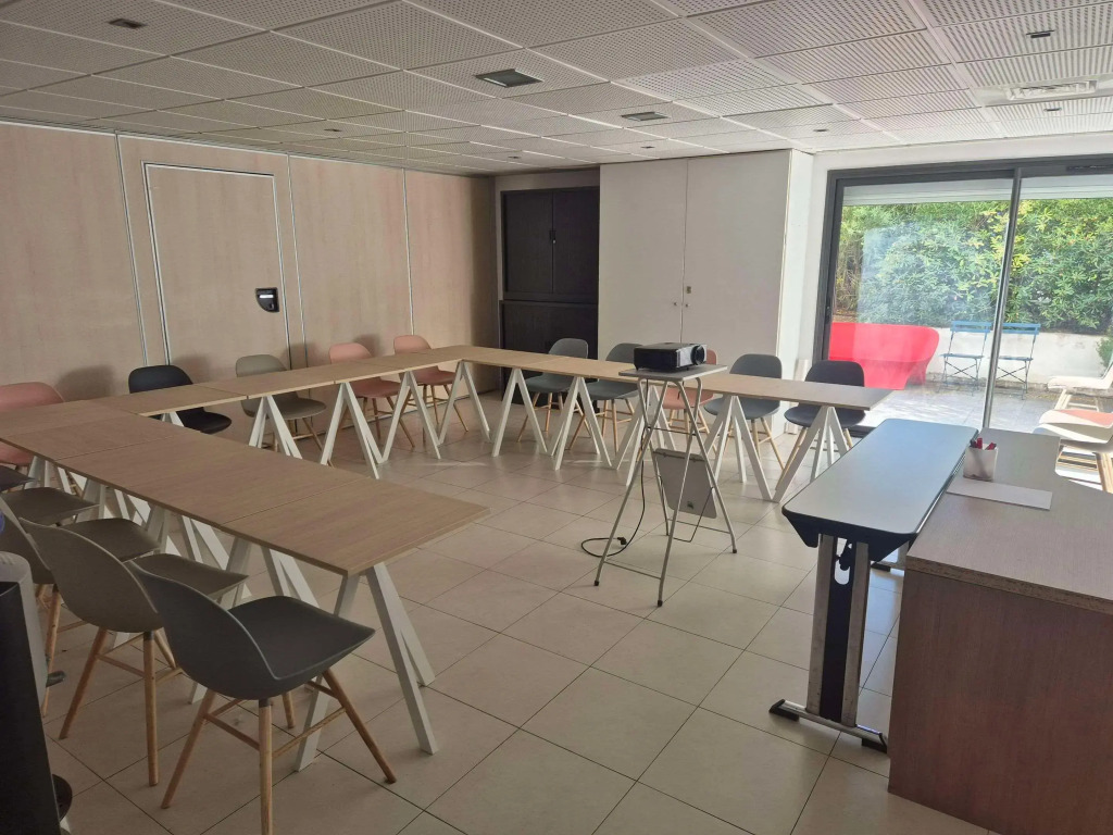 Comfort Aparthotel Zenitude Marseille Prado