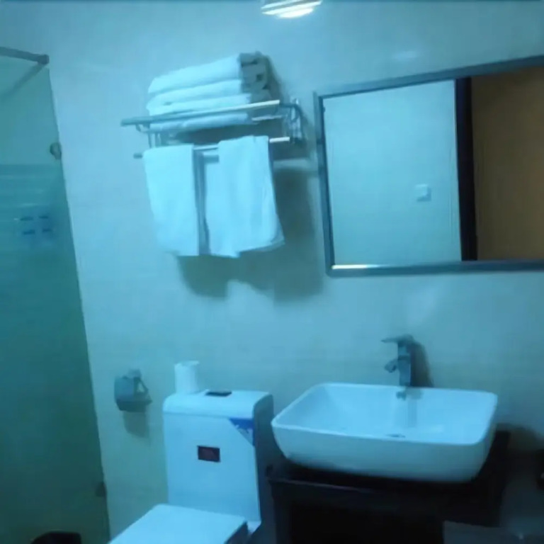 Lanqin Hotel
