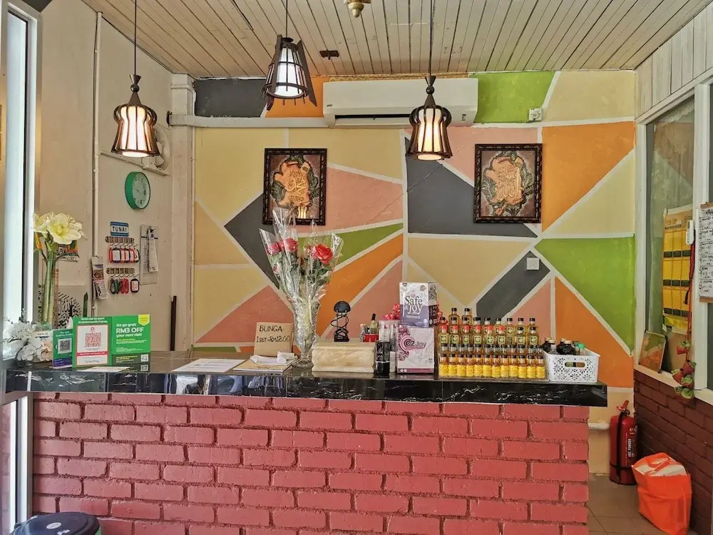 OYO 90455 Zz Hotel