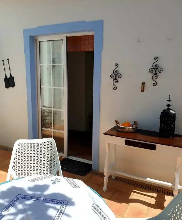Restored 2 Bedroom Farmhouse - Aircon Wifi Plunge Pool