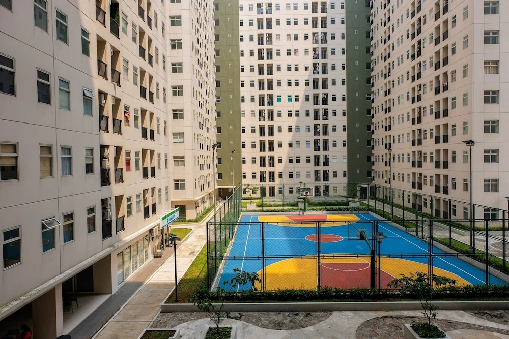 Relaxing and Tidy Studio Apartment at Ayodhya Residences