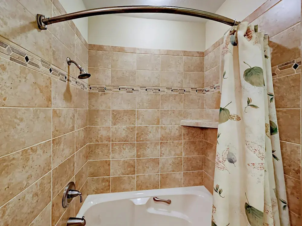 1125 NW Spring St Condo Unit A-203
