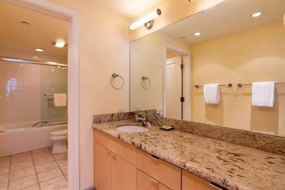 Ski In Ski Out condo with Access to Vail Mountain by RedAwning