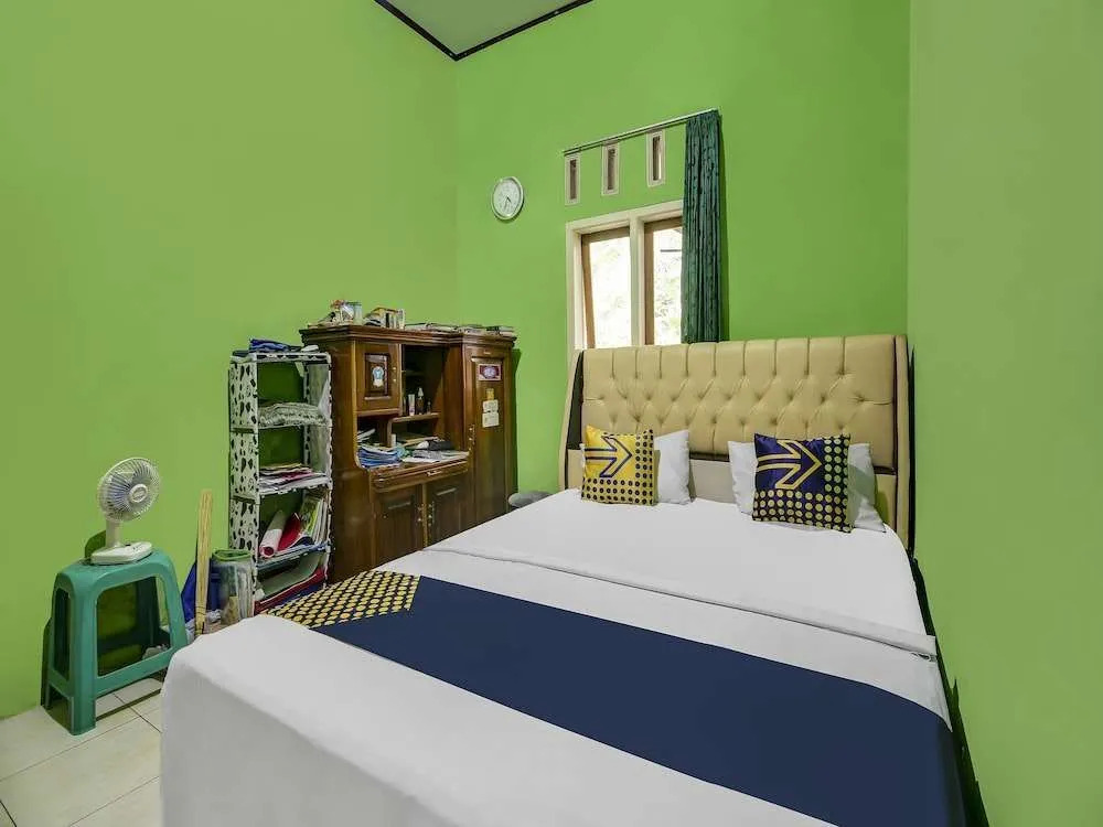 OYO Homes 91153 Desa Wisata Kawasen