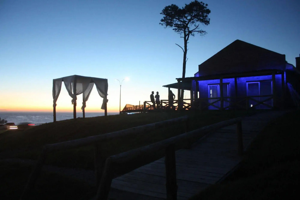 Mansa Beach Hostel