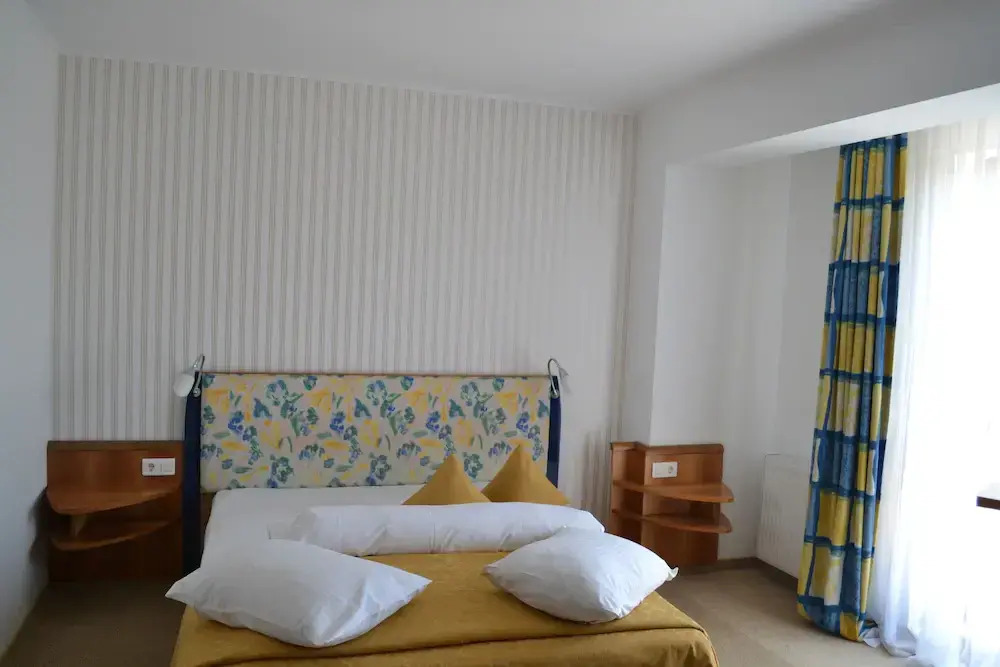Hotel Doi Taurasi