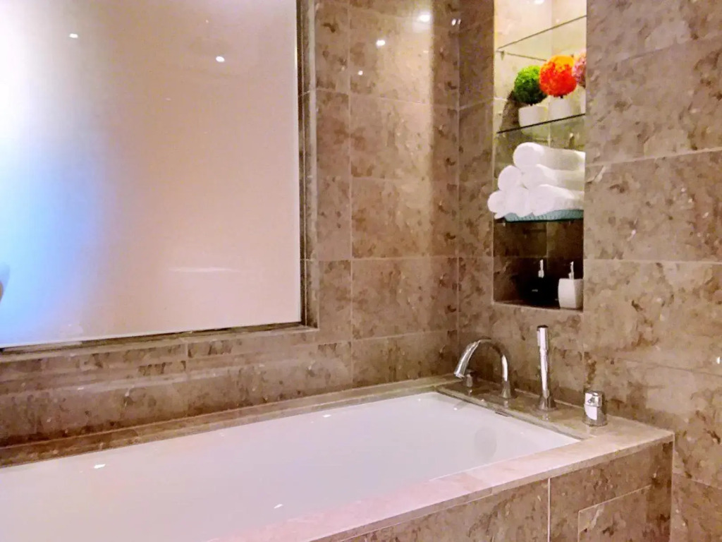 SKY POOL Designer Suite 2-7Pax at KL City