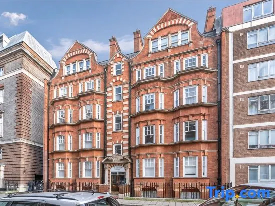 Outlandish Charm | Newly Renovated 4 Bed Luxury  Aprt - Marylebone