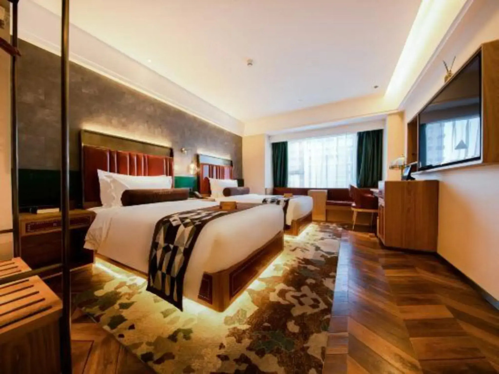 James Joyce Coffetel Hotel (Jinan West Railway Station Convention and Exhibition Center)