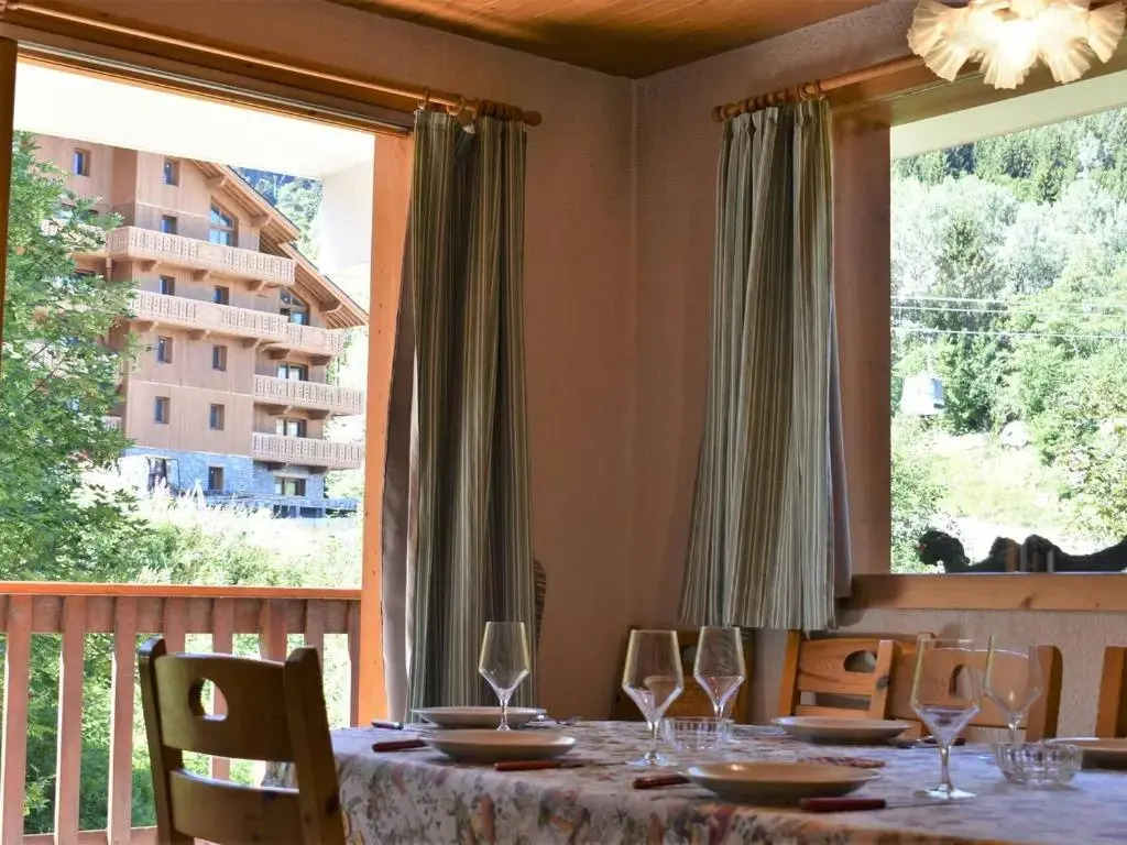 Appartement Méribel, 3 pièces, 6 personnes - FR-1-180-122