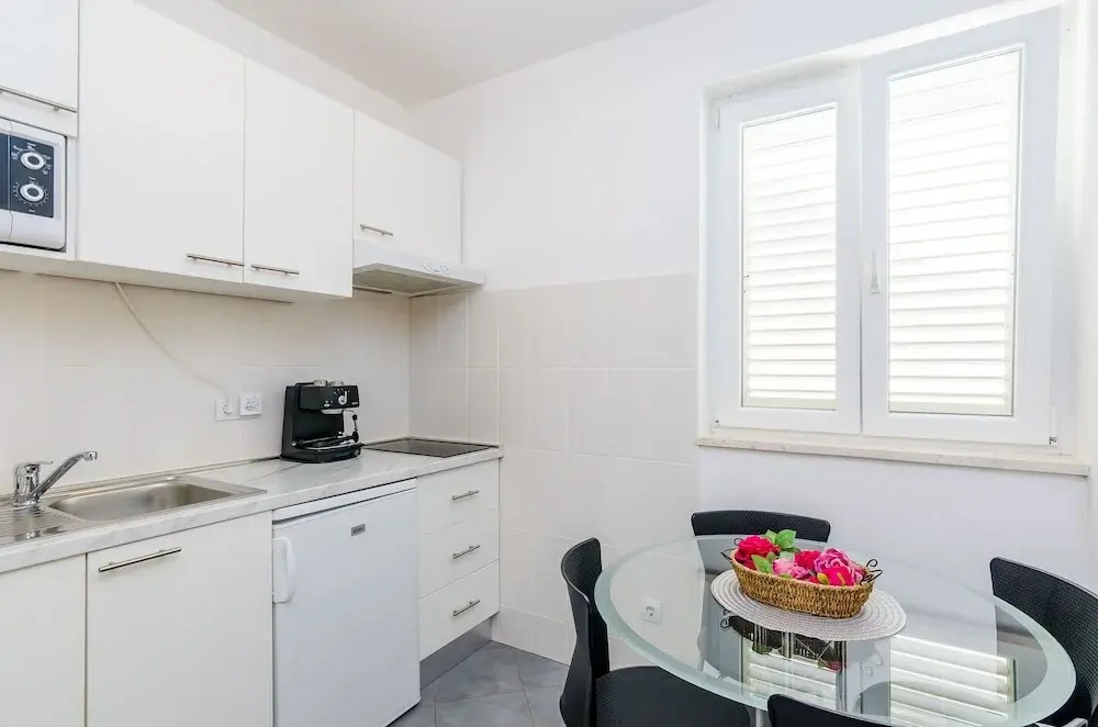 Apartments Mony