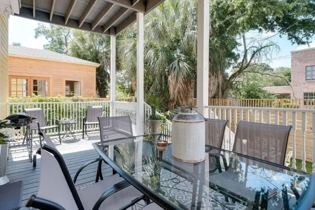 111 Waldburg street Beautifully Renovated Historic 5 bedroom 5 bath
