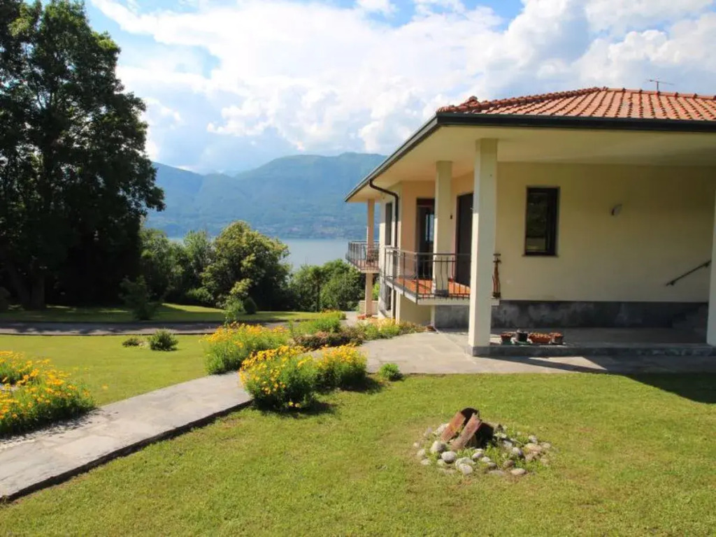 House Antonia Porto Valtravaglia