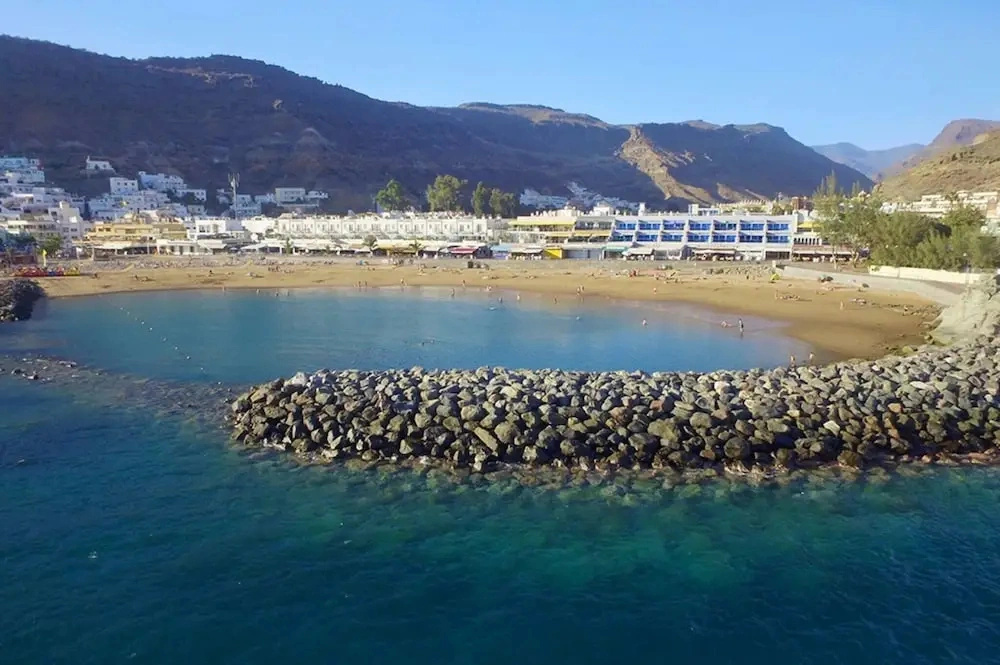 Castillete Puerto Mogan by El Sirocco