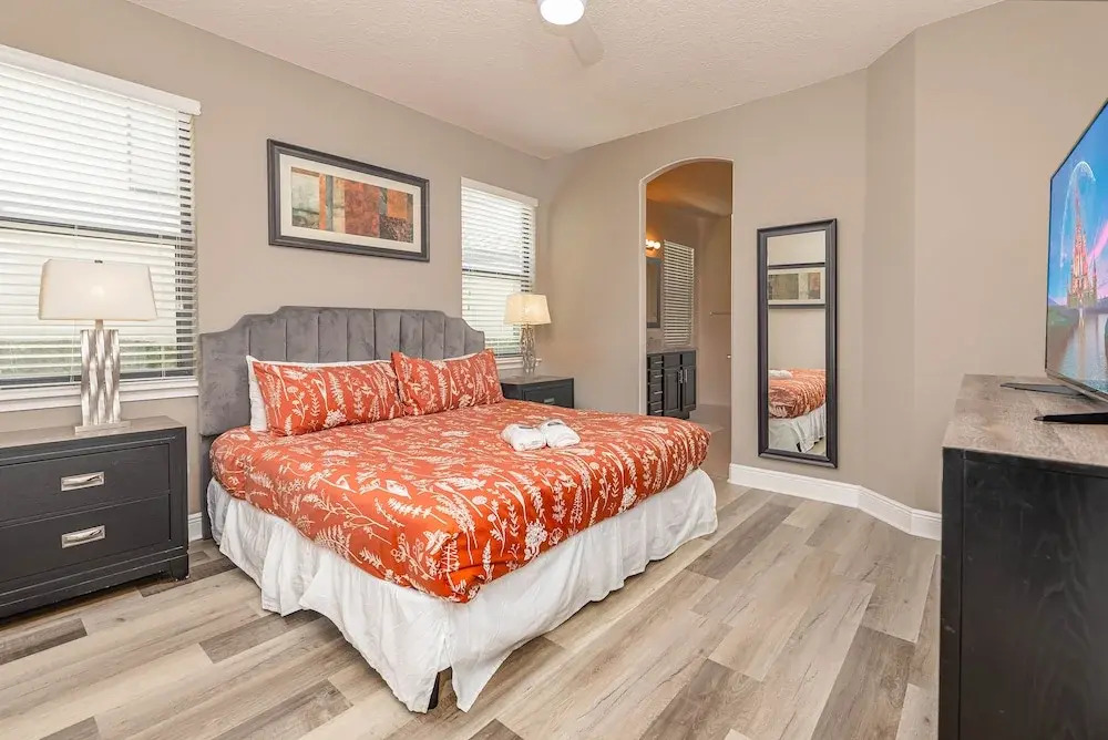 Amazing Home in Davenport 4br 3.5 Bath
