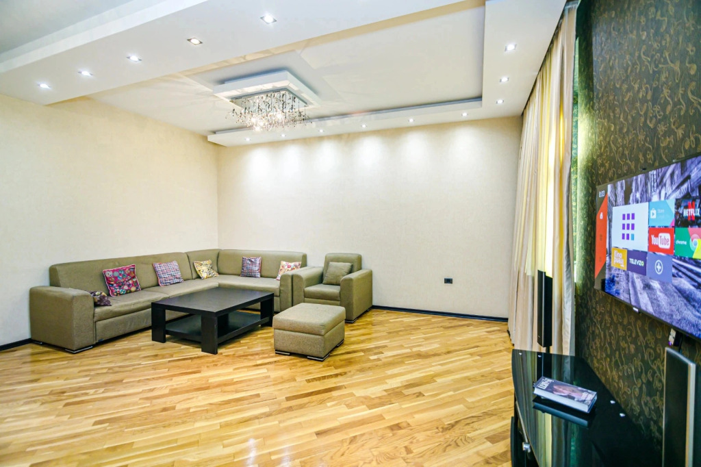 Апартаменты LUX Apartment Nizami street 73
