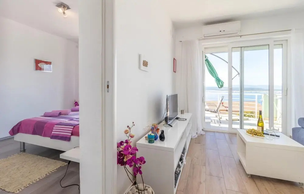 Amazing Home in Dramalj With Wifi and 2 Bedrooms