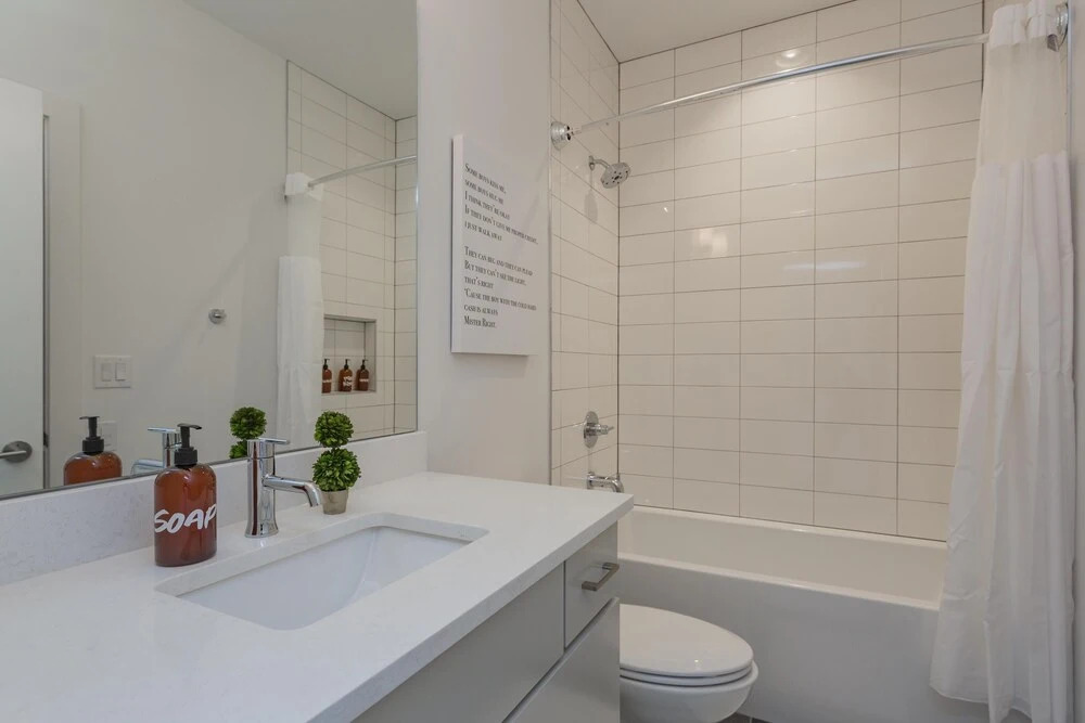 Bach Plex Sleep up to 48! Downtown Views & Tons of Outdoor Space!