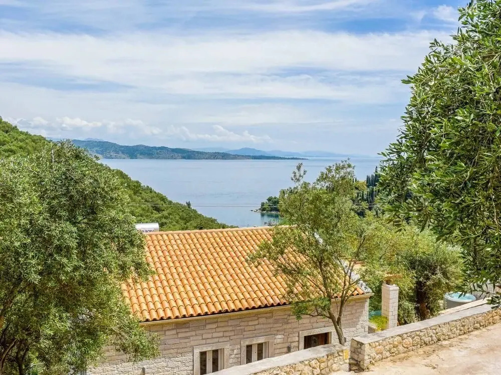 Villa Yaisemi by PosarelliVillas