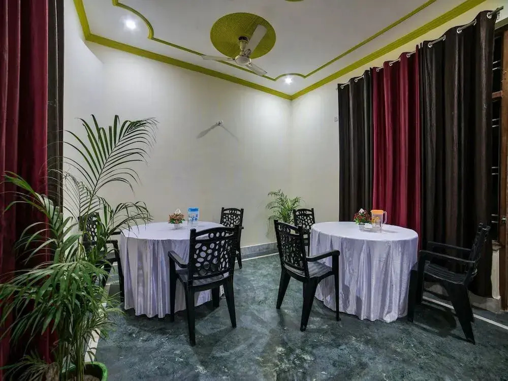 Onella Rooms by OYO Rooms