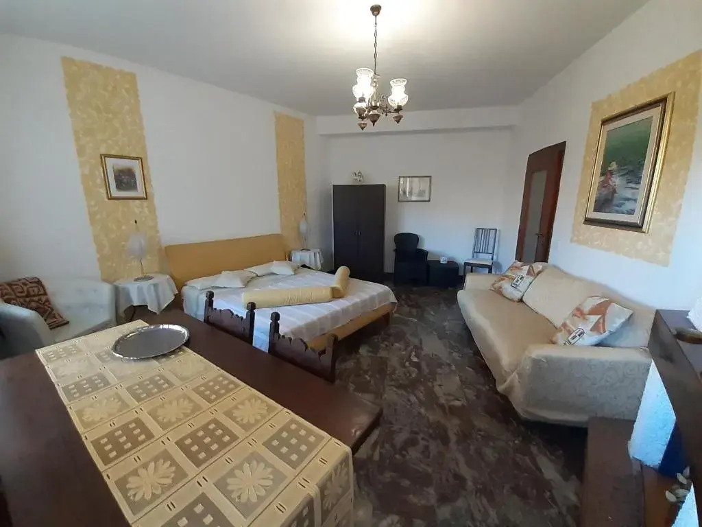 Saglia Apartments