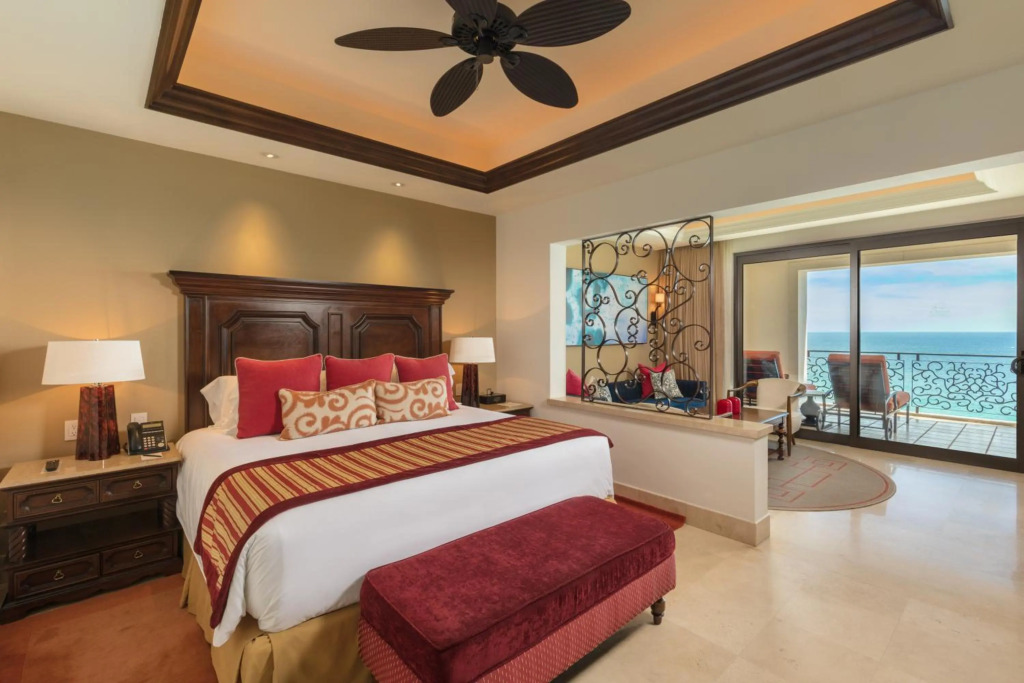 Grand Solmar Lands End Resort & Spa